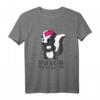 Nur ein Mädchen das Stinktiere liebt T-Shirt - Niedliche Tierliebhaber Kleidung für Frauen und Mädchen als Geschenkidee