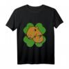 Wasserschwein auf 4 Blatt Klee Lustig St. Patrick's Day Langarmshirt – Humorvolles irisches Tierdesign für Feiern, Urlaub & Unterstützung des Erbes