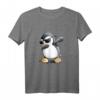 Dabbender Pinguin T-Shirt | Lustiges Tiermotiv mit Humor | Geschenk für Kinder, Teens & Erwachsene zu Geburtstag & Weihnachten