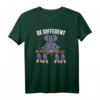 Tiere Meditieren Fledermäuse & Elefant sind be different T-Shirt – Lustiges, individuelles Design für Yoga, Meditation und besondere Geschenke