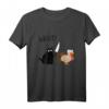 Halloween Katze mit Truthahn auf frischer Tat ertappt T-Shirt – Lustiges Feiertags-Outfit für Halloween & Thanksgiving