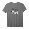 Nope Fauler Baby Wolf T-Shirt - Lustiges Tierdesign & Geschenkidee für Faulpelze, Wolf Fans & Tierliebhaber, Perfekt für Schwarzhumor-Fans