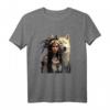 Indische Indianer-Frau mit weißem Wolf Vintage-Geschenke T-Shirt – Humorvolles, sarkastisches Native American Design für Männer, Frauen, Teenager & Kinder